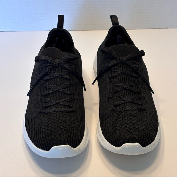 Skechers Women''s Black and White Sneakers Sz 7.5 Slip On Air-Cooled MemoryFoam - Picture 3 of 10